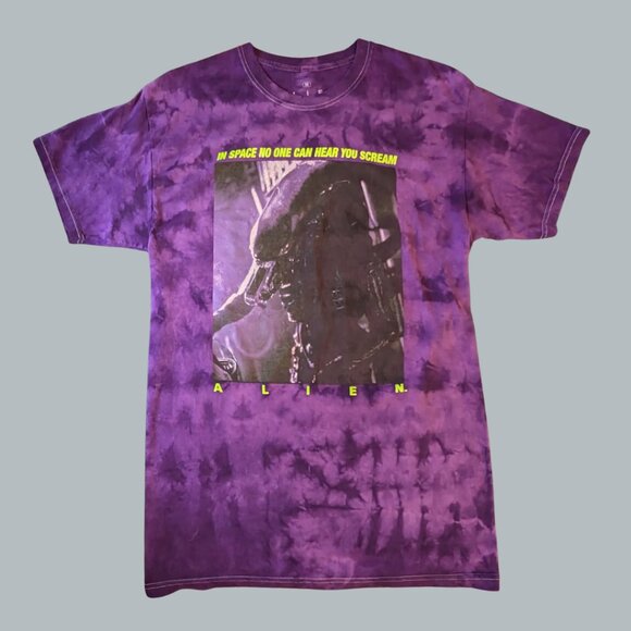 2 for $20 Alien “In Space No One Can Hear You Scream” Ripple Junction — Med - Picture 1 of 4